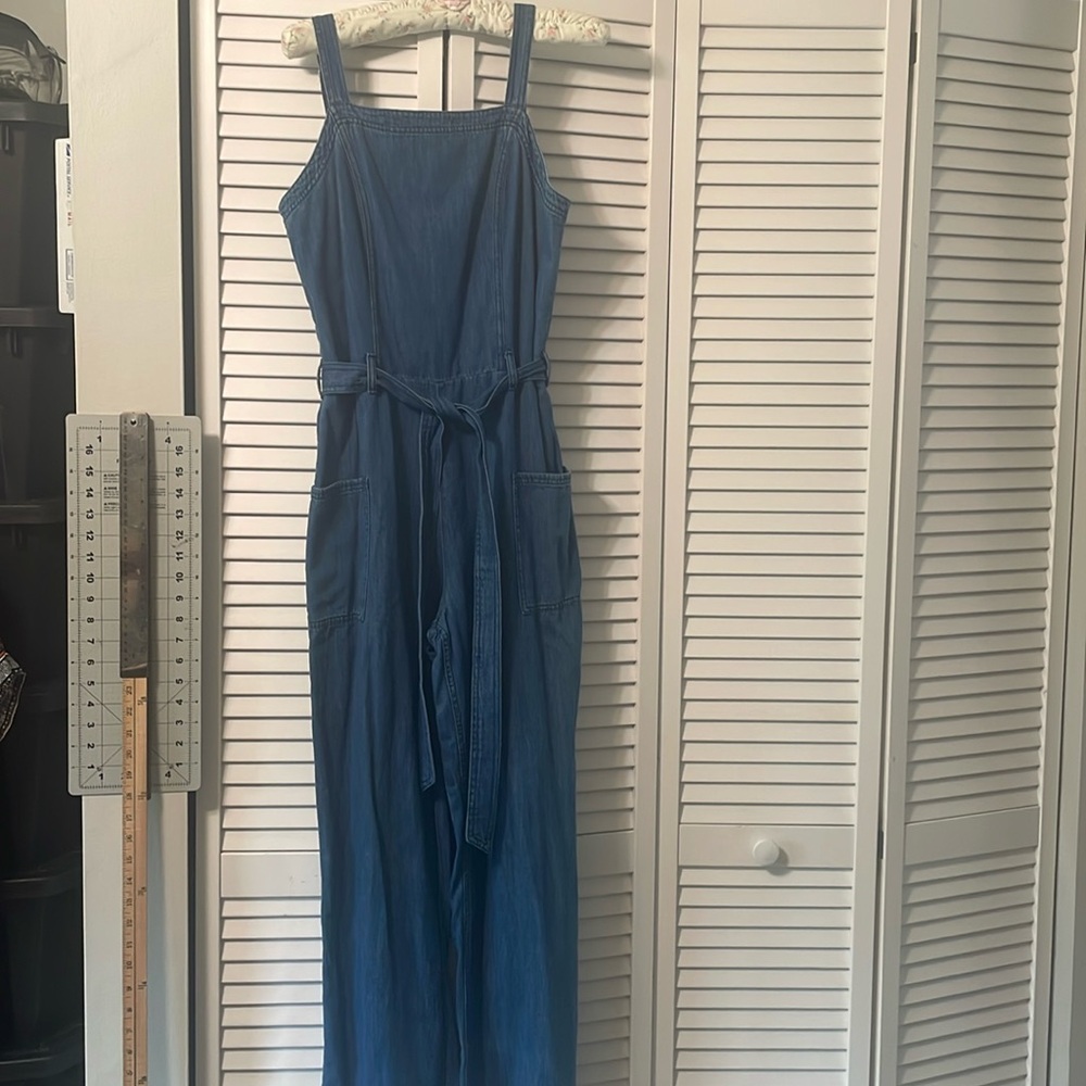 Old Navy ladies jean jumper
